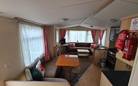 127Cs Hoburne Naish Holiday Park